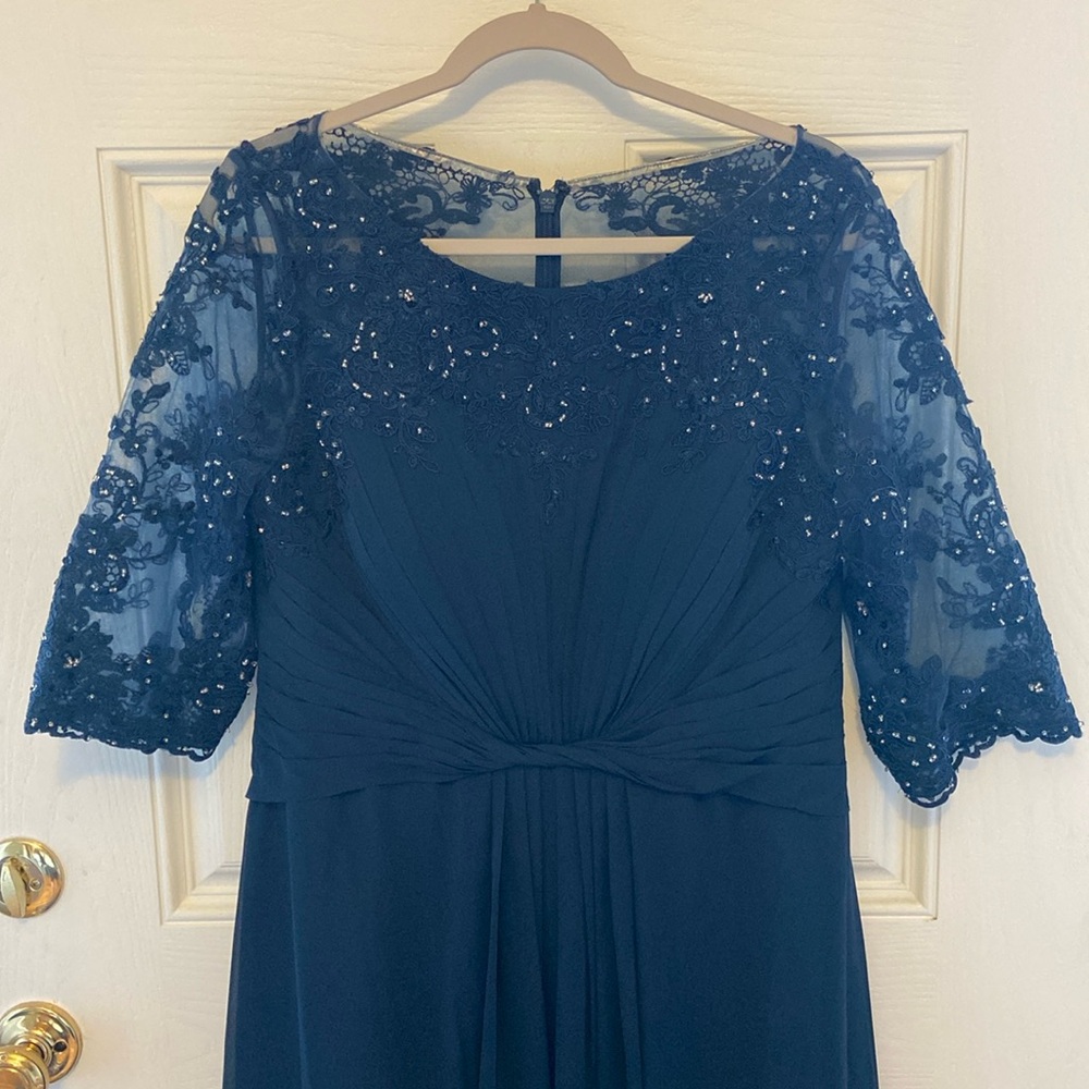 Azazie Mother of the Bride lace and embellished Maxi Dress Dark Navy 14